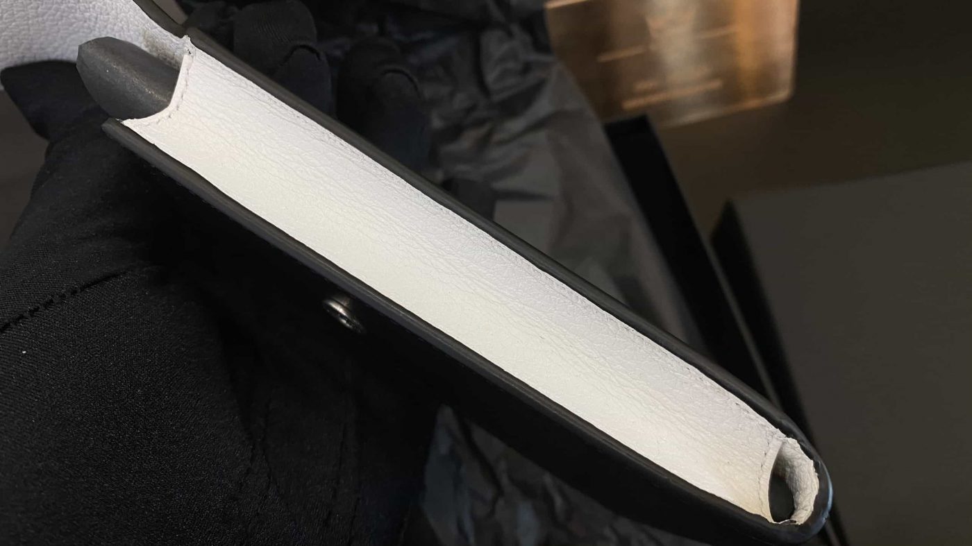 Bao Da Vertu Nắp Gập Da Bò Vân Bò Mịn Đen - Chuyên Điện Thoại Vertu Bao ...